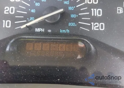 2001 Buick Century Custom z USA, uszkodzony, nr VIN 2G4WS52J011247544